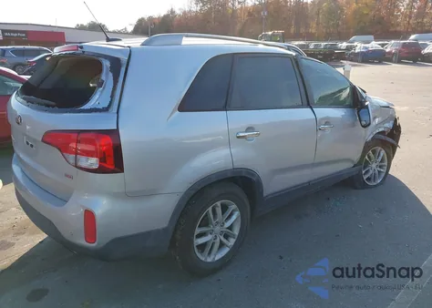 2015 Kia Sorento Lx z USA, uszkodzony, nr VIN 5XYKT4A6XFG630086